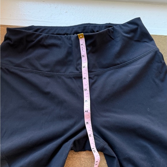 Sweaty Betty Power Mesh Wet Look 7/8 Black Leggings Size 6 - Picture 7 of 7